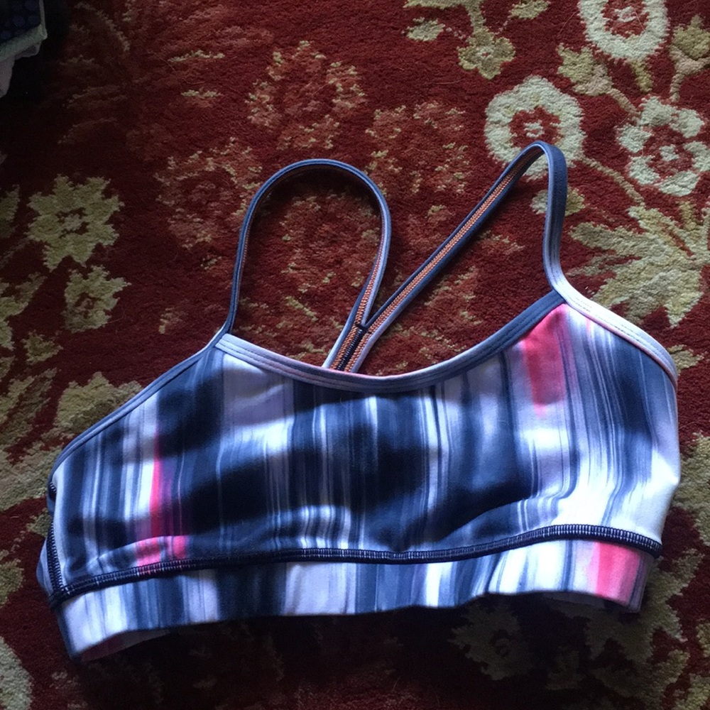 Lululemon Flow Y Bra
